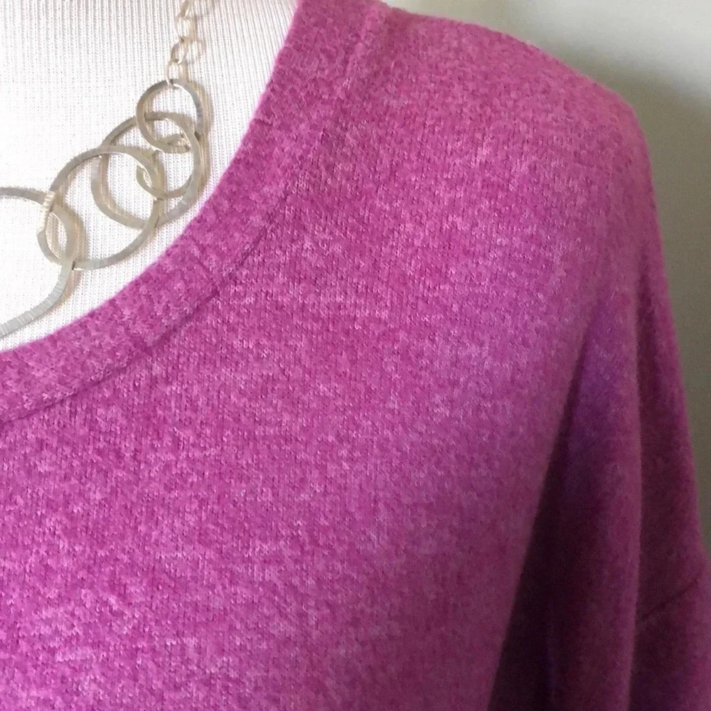 Pretty in Pink🌸 Super Soft Bobeau Tunic - Picture 2 of 4